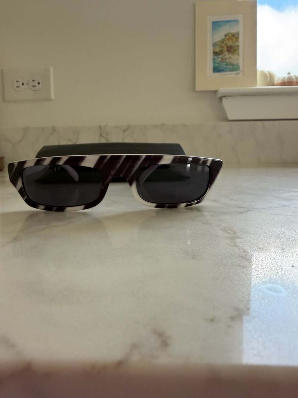 Moschino MOS047/S Sunglasses Size 53-19-135 White Black Brushstroke